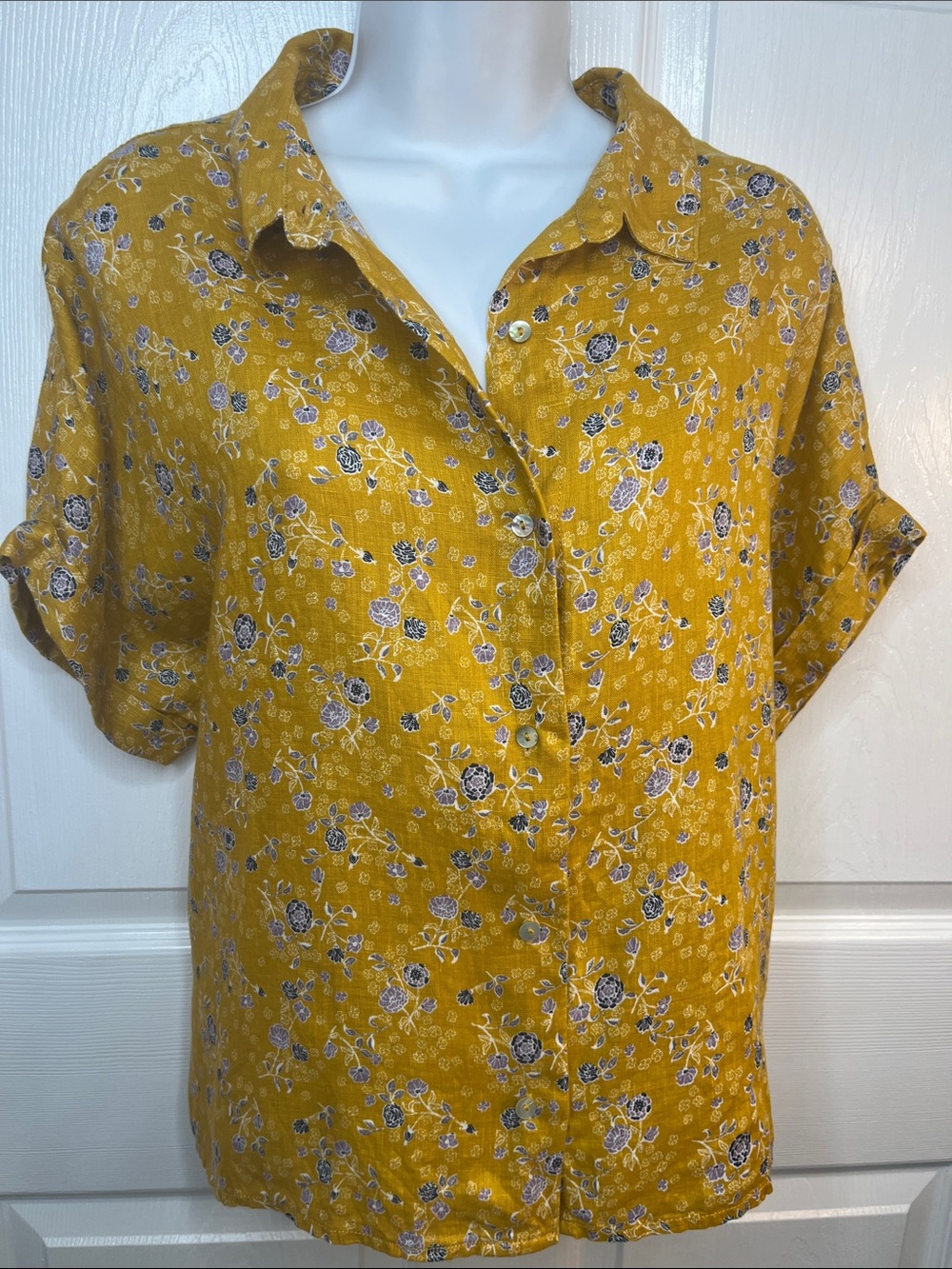 Linen Mustard Yellow Floral Button Down Shirt Size Medium